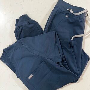 Pre- Figs Scrubs Set size MEDIUM Dark Harbor